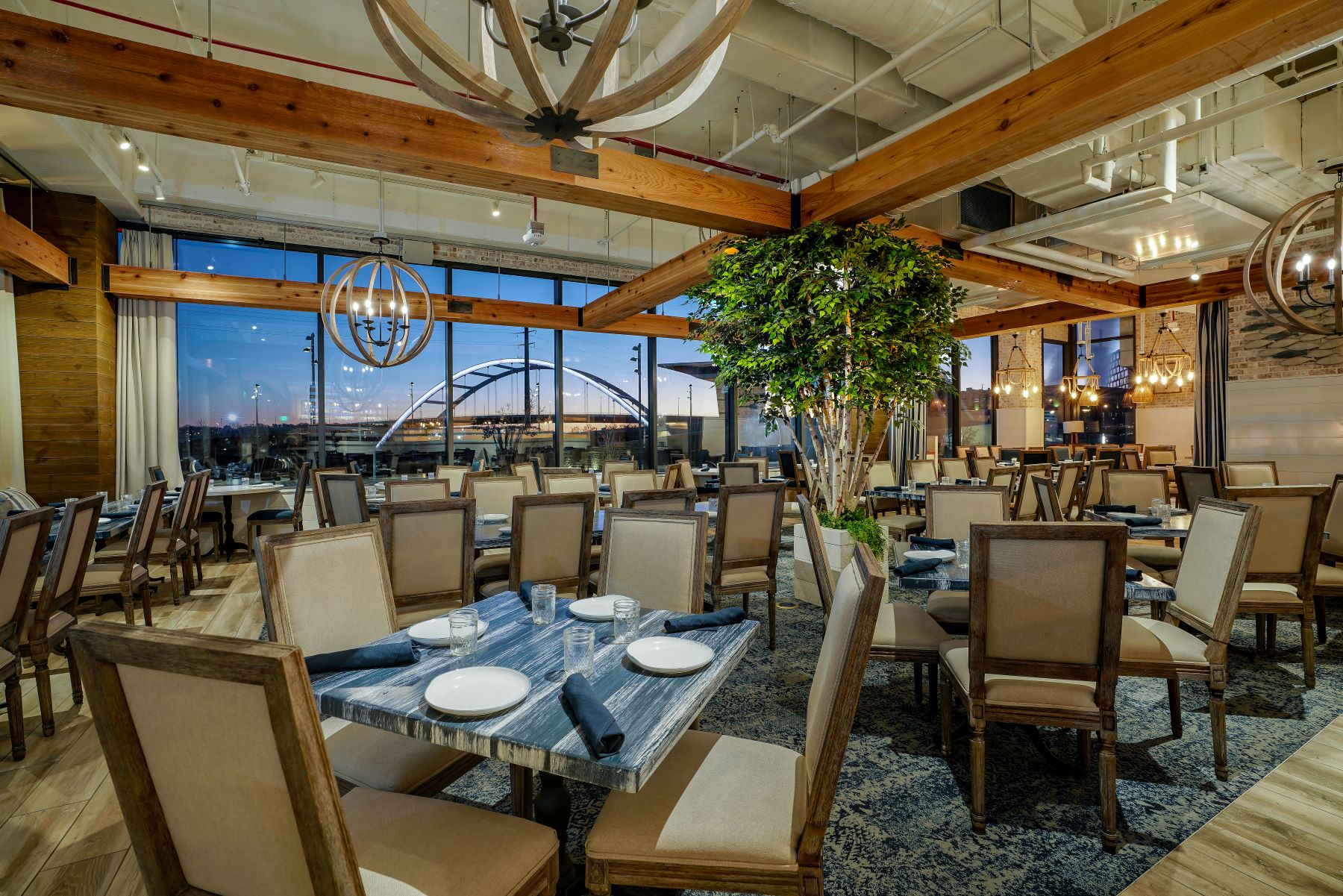 Hampton Social Bar and Restaurant Construction Renovation and Buildout - Restaurant Seating in Nashville