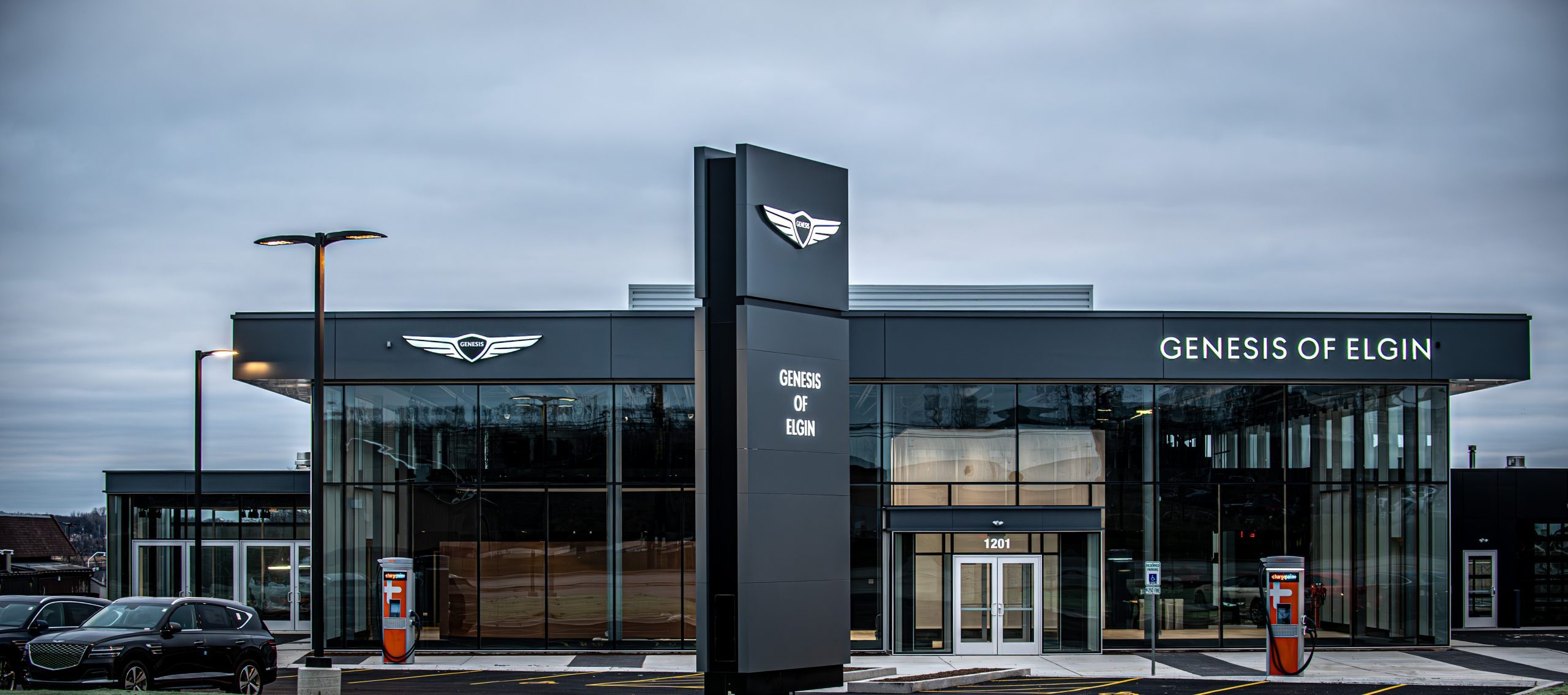 BL Auto Mall Genesis Dealership Exterior Zoomed In and Built by ARCO/Murray