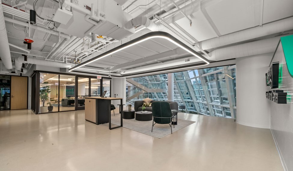 Invenergy Office Center of Excellence and Control Center Construction Renovation by ARCO/Murray - Downtown High-Rise Reception Area