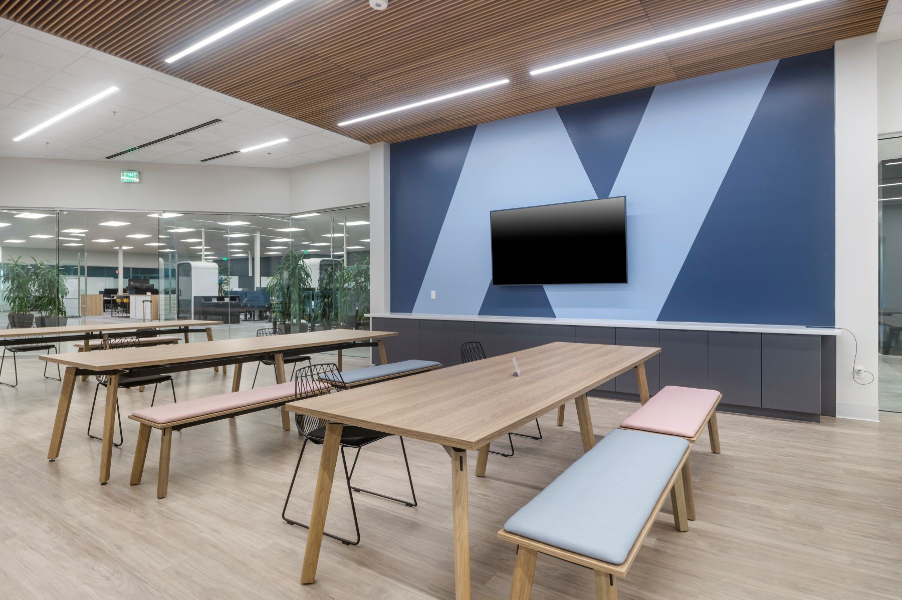 Netgear Office Headquarter Construction Renovation by ARCO/Murray - Collab Space