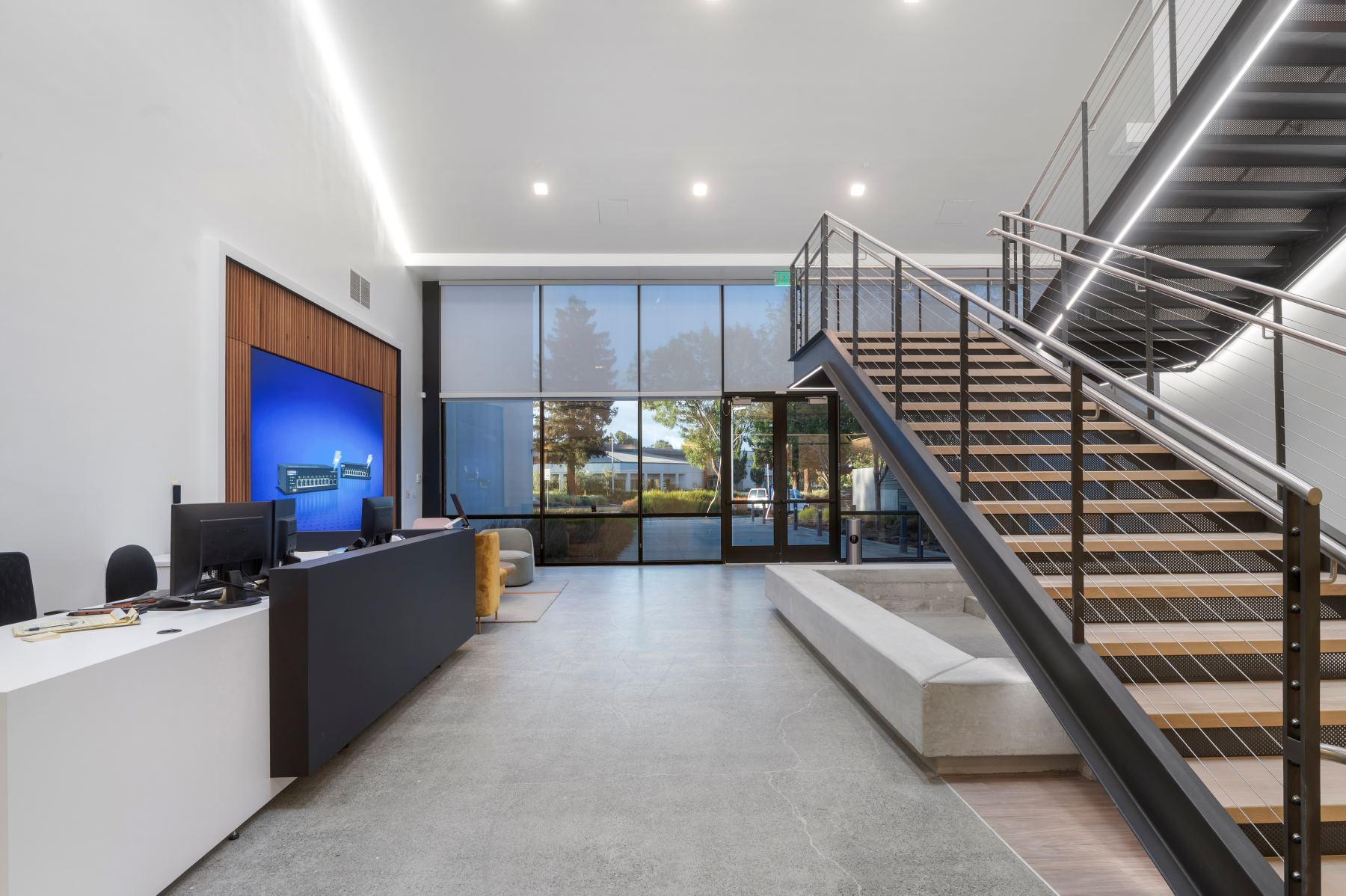 Netgear Office Headquarter Construction Renovation by ARCO/Murray - Lobby