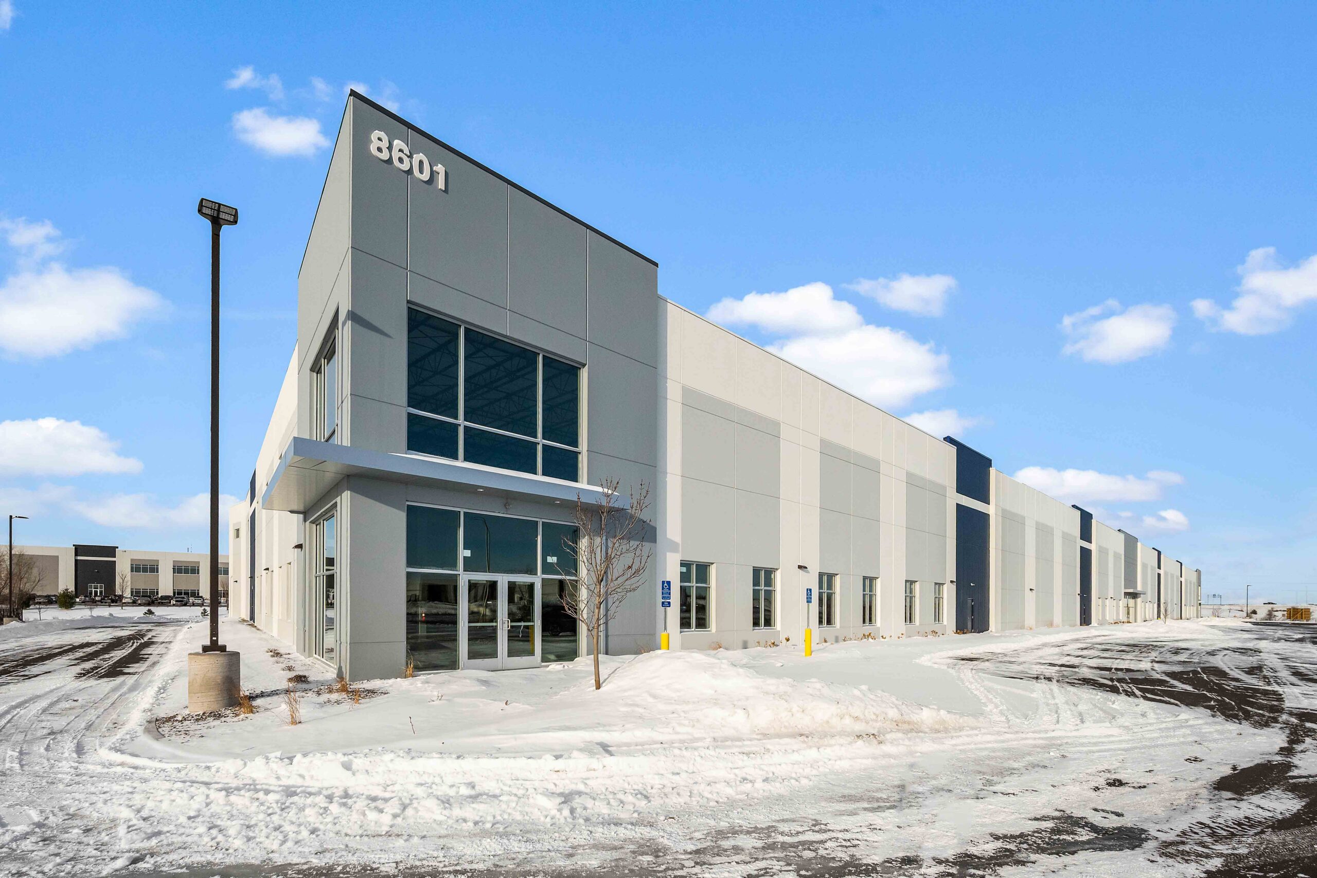 610 Junction, Building 4 Speculative Industrial Warehouse Construction by ARCO/Murray - Exterior Entry